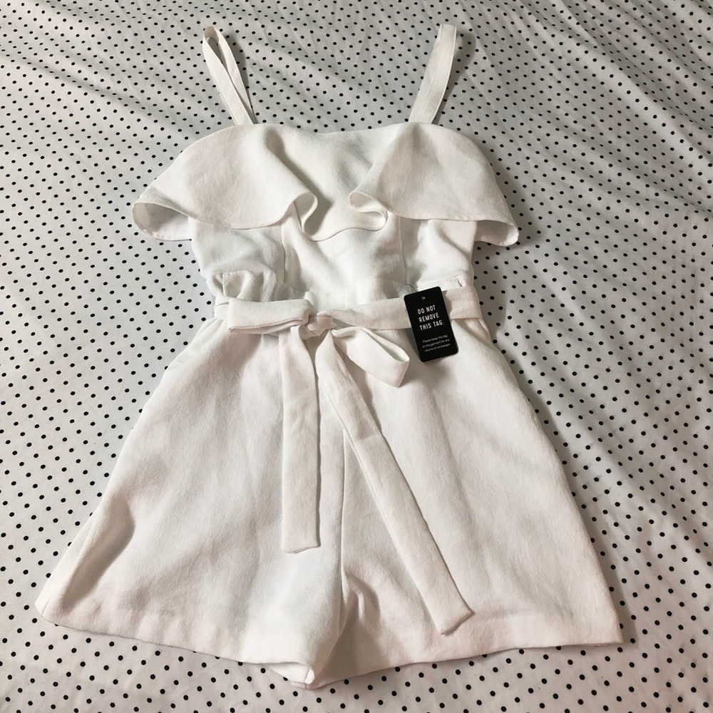 Express White Ruffle Romper - Picture 4 of 7